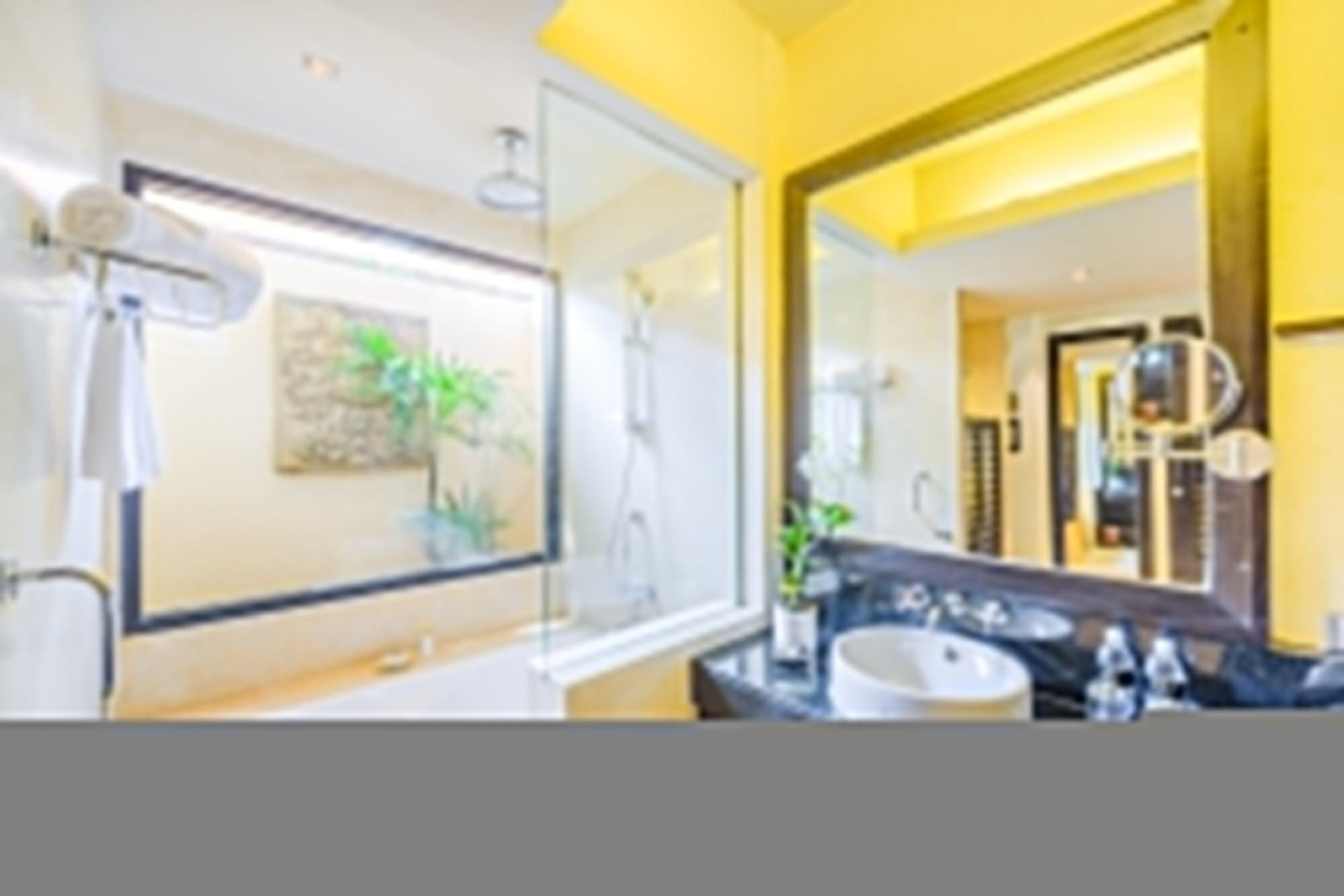 Khu nghỉ mát Impiana Beachfront Patong, Phuket